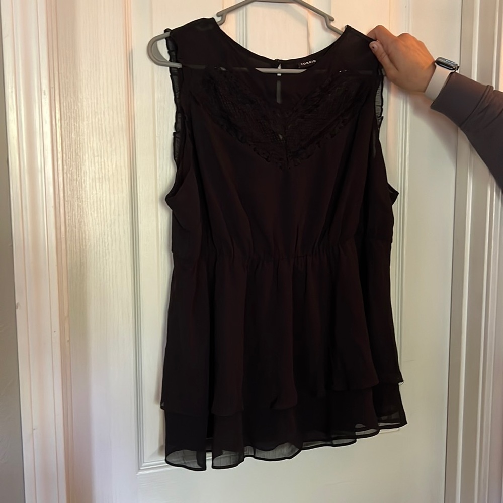 Torrid Size 1 Black peplum DressyTop